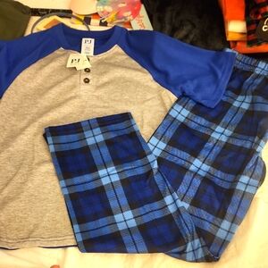Nwt Sz M (7/8)Tcp Blue and Gray Plaid Kids Pajama Set